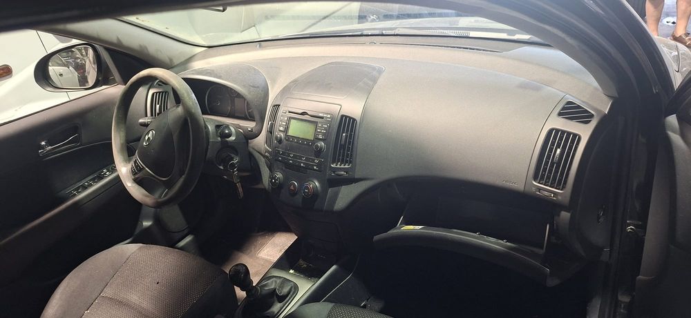 Hyundai i30 2010 1.4 16v para peças 
Ref:g4fa para peças