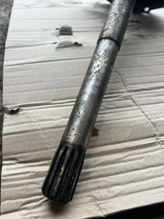 Вал силовий трактора мТз 80/82/892 вал в проміжутку мТз