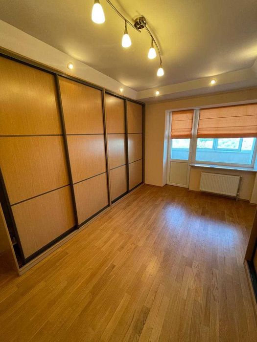 Дворівнева квартира в центрі міста! Можлива розстрочка!