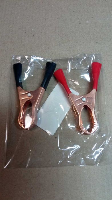 Гнучка USB лампа-ліхтарик.