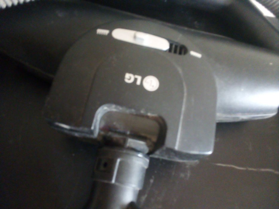 Продаю пылесос Saturn 1400