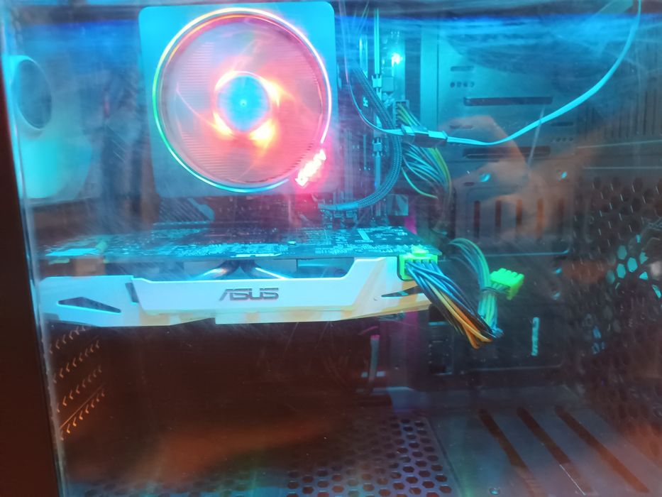 PC Gaming Ryzen 7 2700x GTX 1070 8gb RAM 16gb