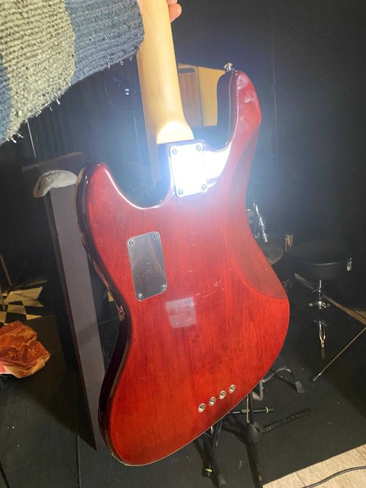 Gitara basowa bass Marcus Miller V7 2nd Gen