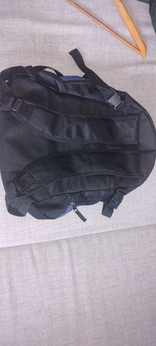 Plecak niebiesko czerwony