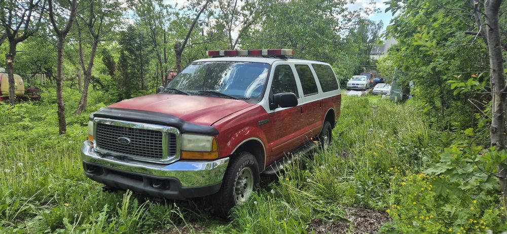 Ford Excursion