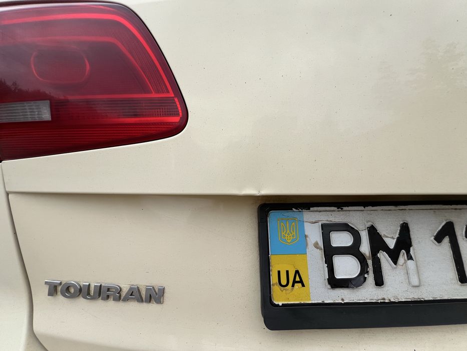 VW TOURAN 2012 1.4 газ метан/бензин