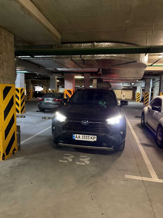 Toyota Rav 4 (Hybrid) Style