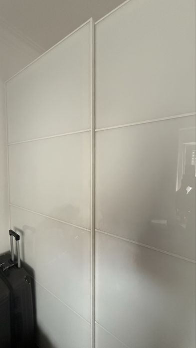 Armário IKEA PAX (200x61x232 cm) - IKEA PAX Wardrobe (200x61x232 cm)