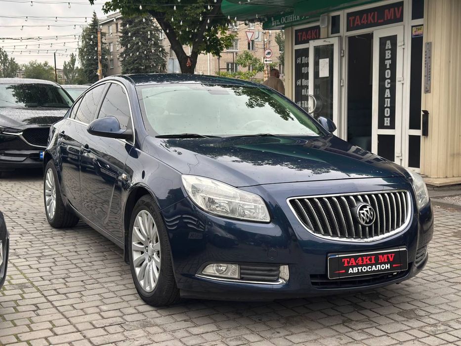 Buick Regal CXL 2011
