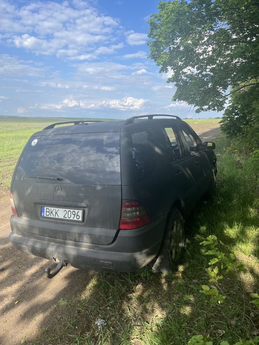 Mercedes Benz ML 270 ДИЗЕЛЬ 4х4