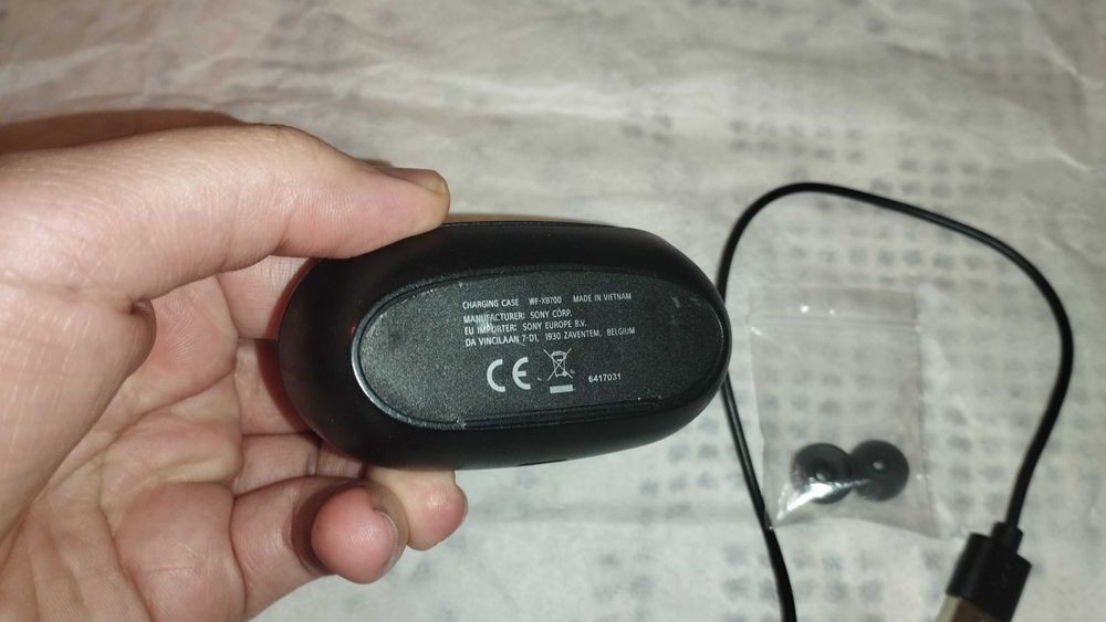 Auriculares Bluetooth SONY WF-XB700 (In Ear - Microfone - Preto)