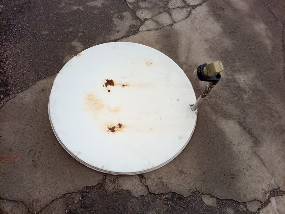 антенна  спутниковая телевизионная