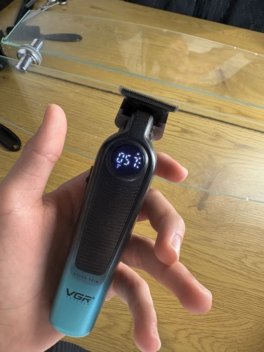 Trymer Vgr v-996