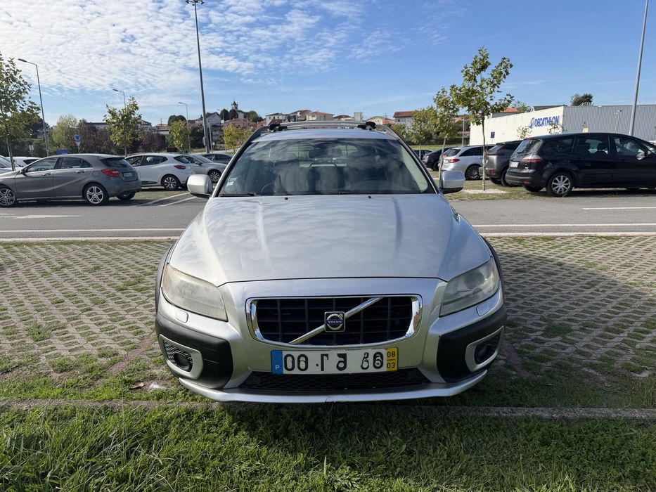 VOLVO XC70  -  D5