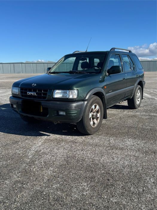 Opel Frontera B  - ano 2000