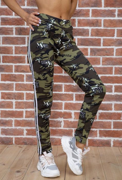 Нові лосіни жіночі на флісі з мілітарі принтом розмір M-L