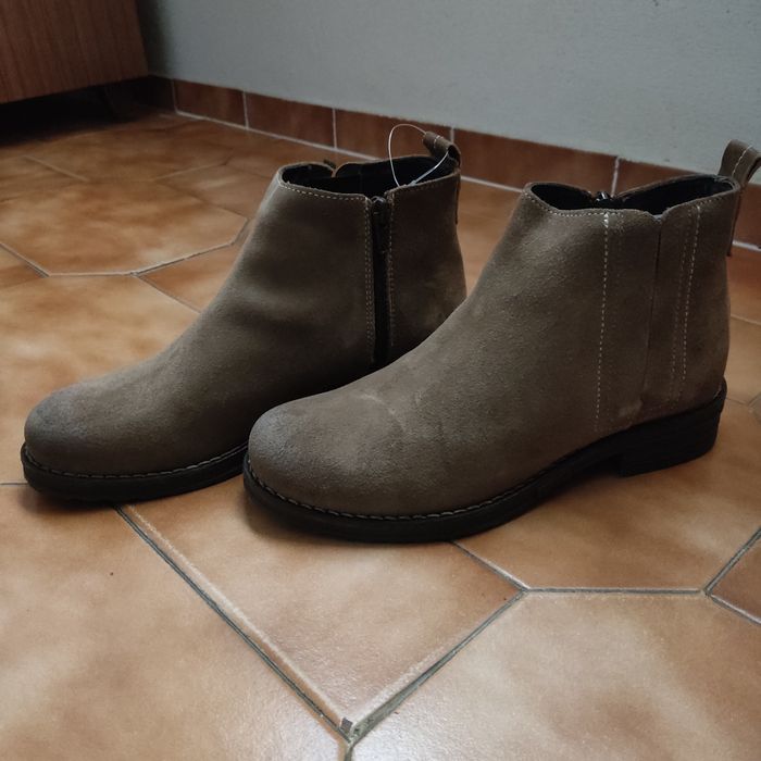 Botas Camurça Novas