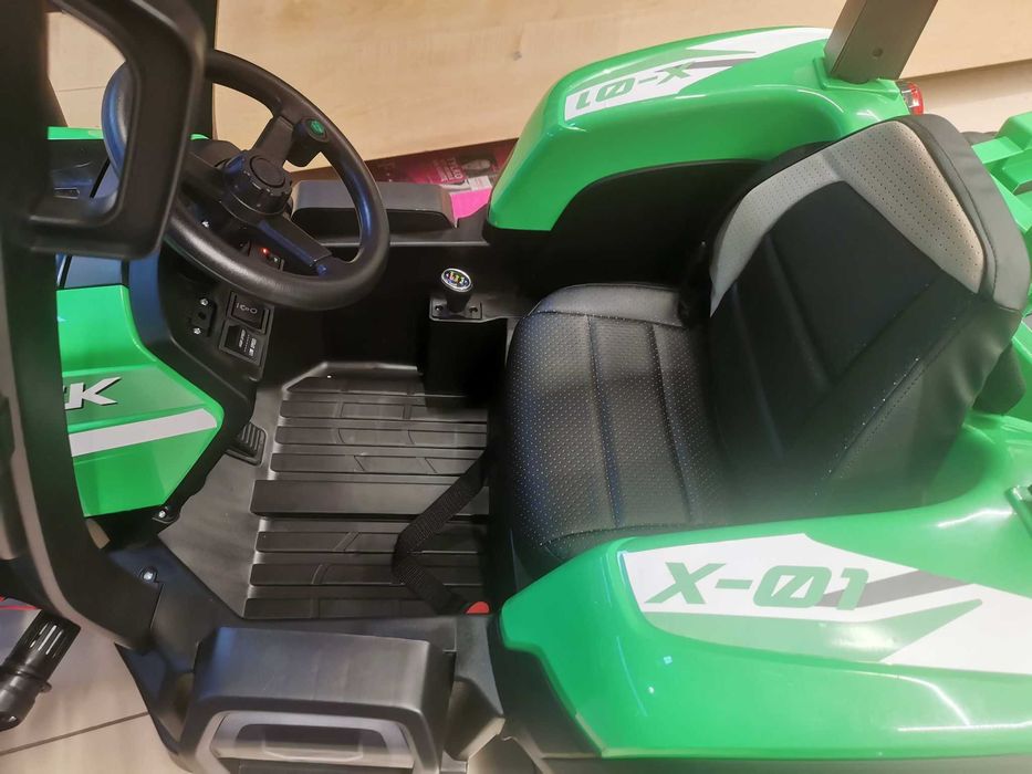 Duży traktor 400W z przyczepką auto autko pojazd samochód akumulator