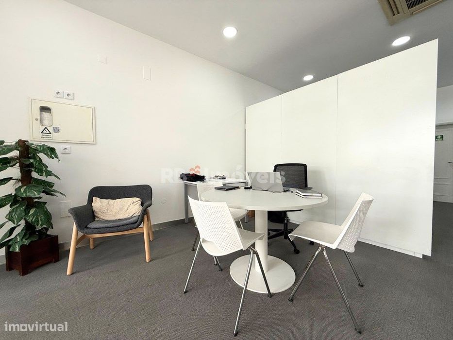 Loja com 57 m2 no centro do Entroncamento
