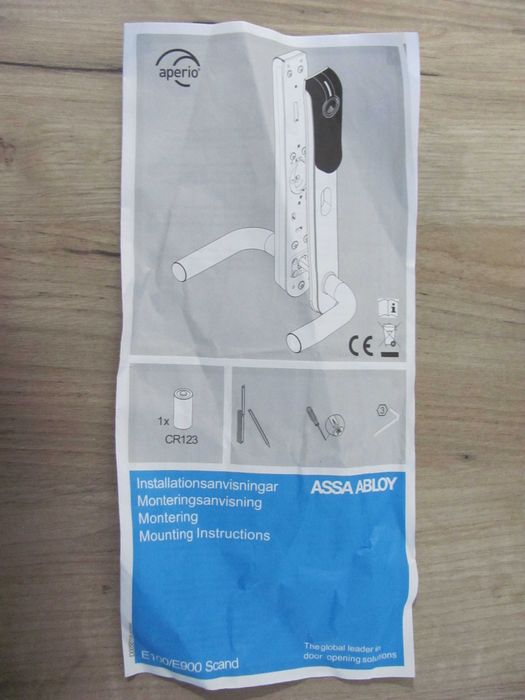 2 Elektroniczne zameki do drzwi drzwi na kod ASSA ABLOY Aperio E100