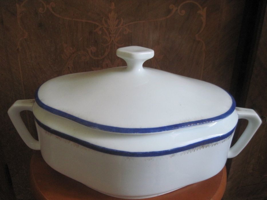 Супница Кузнецов целая