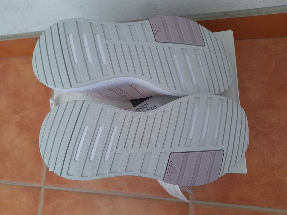 Sapatilhas adidas tam 37 1/3