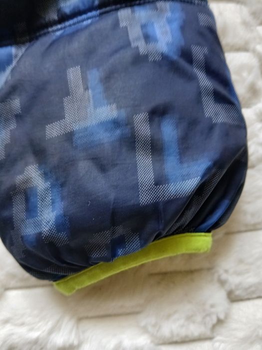 Kurtka puchowa Sanetta rozmiar 140