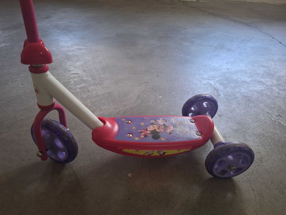 Trotinete de 3 rodas (Disney / Minnie)