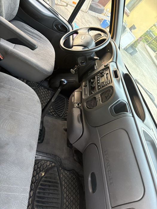 Ford transit 2005