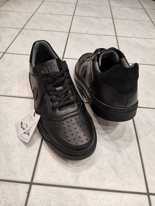Buty Bugatti + Komplet Skarpetek Gratis
