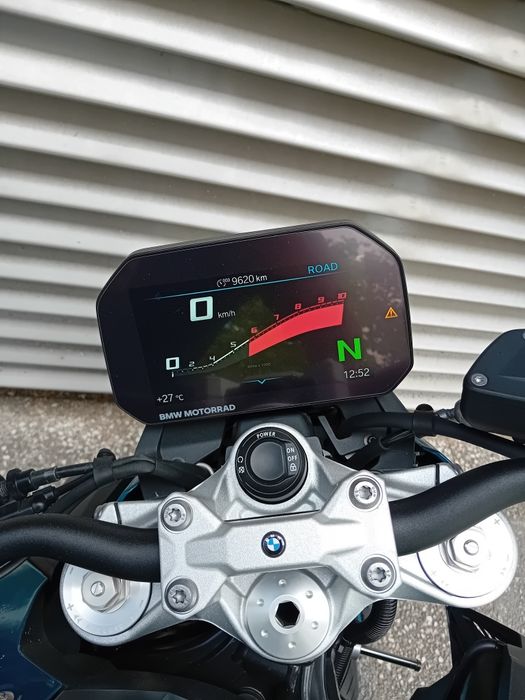 Bmw f 900 r 2025