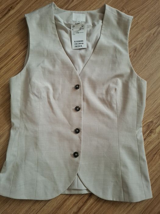 Жилетка на гудзиках H&M, нова