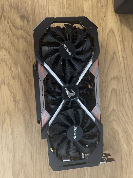 Auorus gtx 1080 ti 11gb