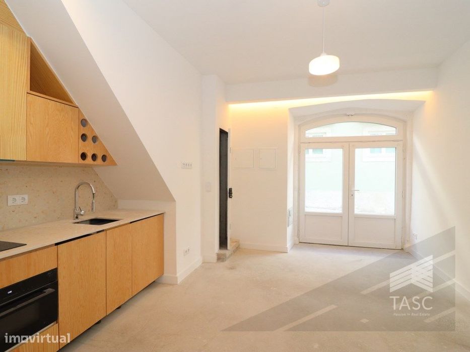 One-Bedroom Apartment in Rua do Paraíso