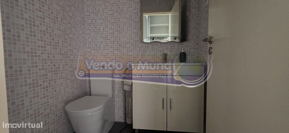 Apartamento T3 em Carnide (LXLX013)