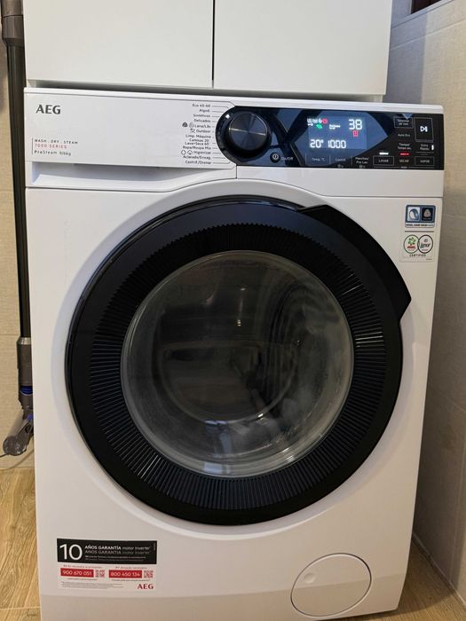 Máquina de Lavar e Secar AEG 7000 Series ProSteam 9/6kg