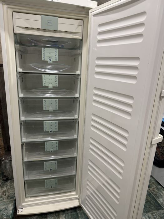 Морозильная камера б. У