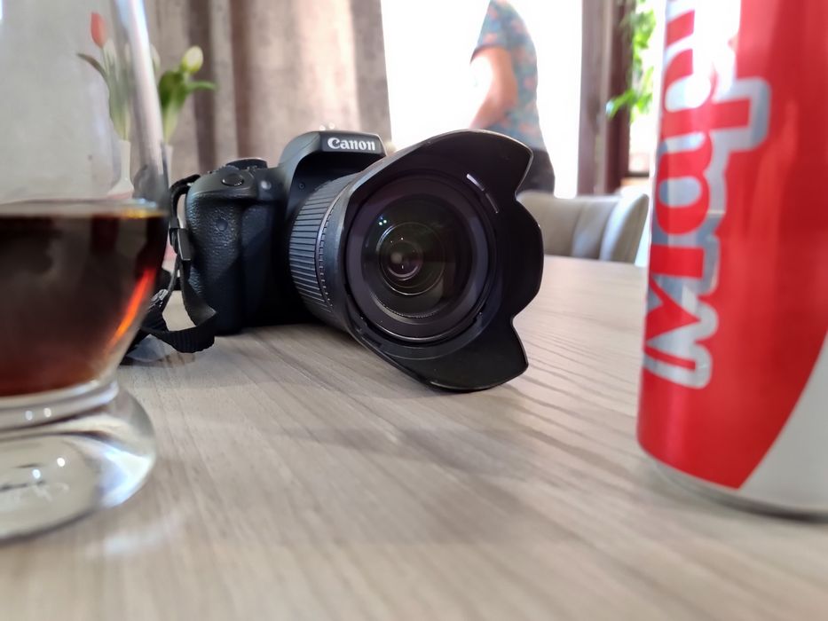 Canon 750D + два об'єктиви + аксесуари