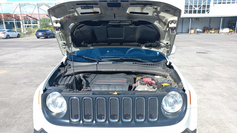 Авто Jeep Renegade