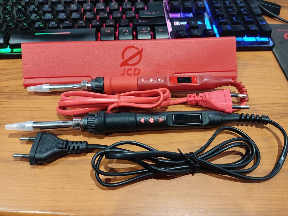 Паяльник JCD 908U 100W черный красный пенал