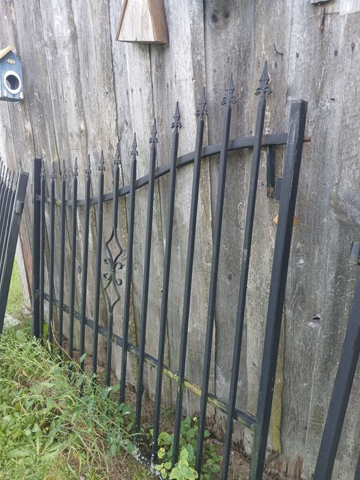 Witam mam na sprzedaż bramę szer 170 wys 160 furtka szer 90 cm