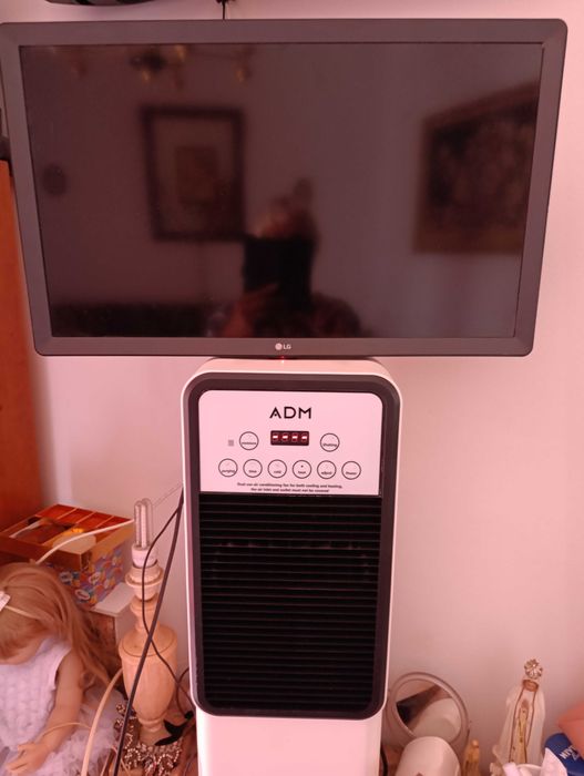 Televisão LG usada mas em muito bom estado