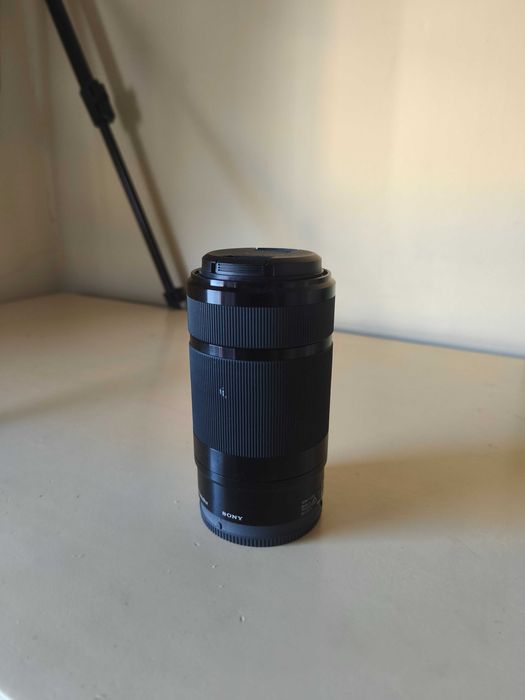 Lente Sony E-mount 4.5-6.3/55-210 mm