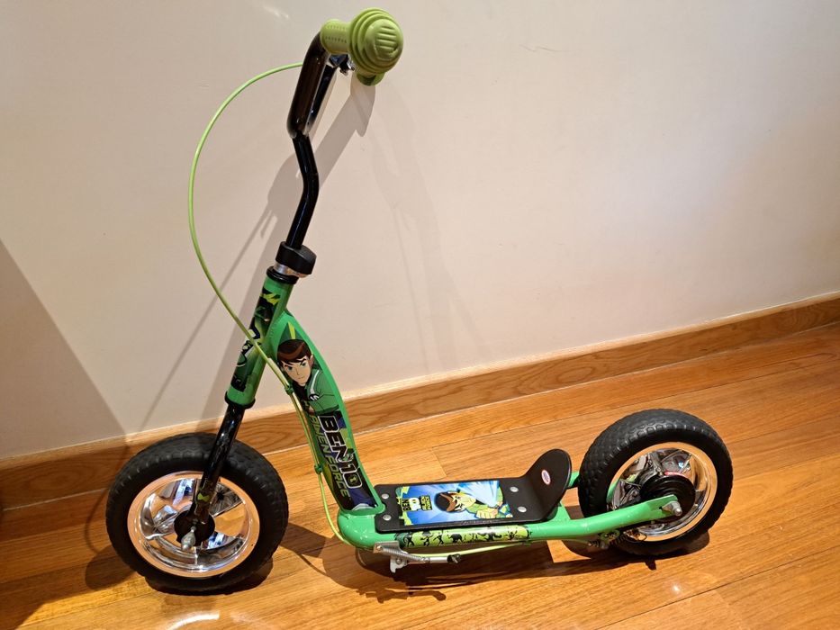 Trotinete rodas largas BEN 10 c/travão