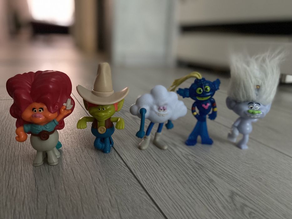 Тролі героі мультик