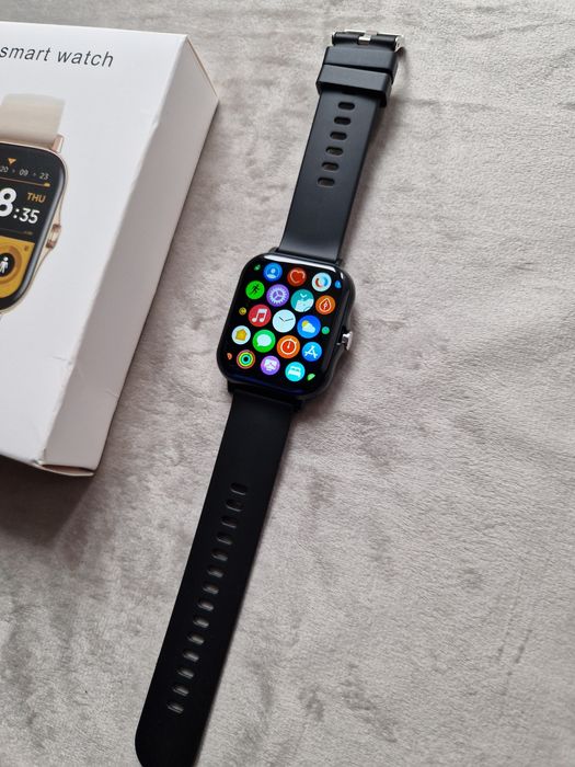 Smartwatch czarny komplet dwa paski jest nowy