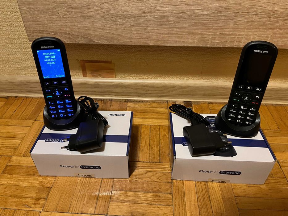 Telefony komórkowe Maxcom MM39DSE stacja + ładowarka stan bardzo dobry