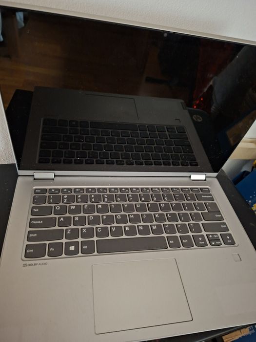 Laptop uszkodzony
