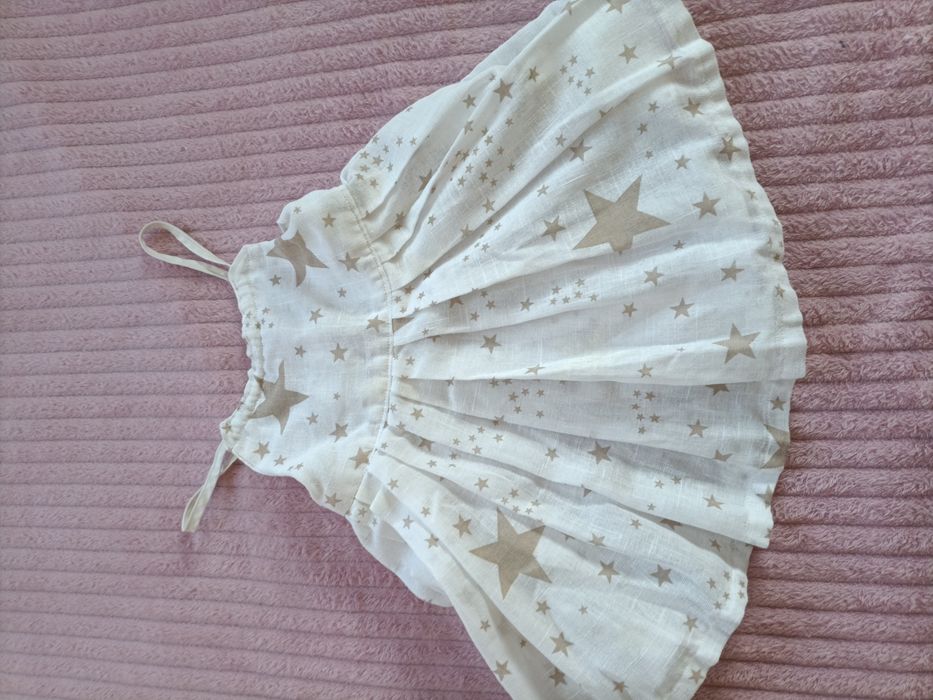 Vestidos menina 18/24 meses lote 8 por 15€