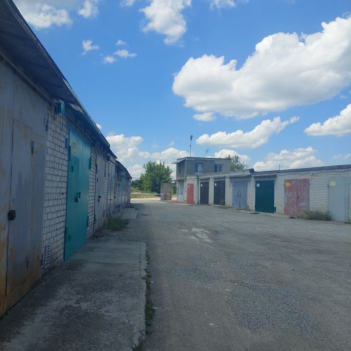 Гараж Бородинський
